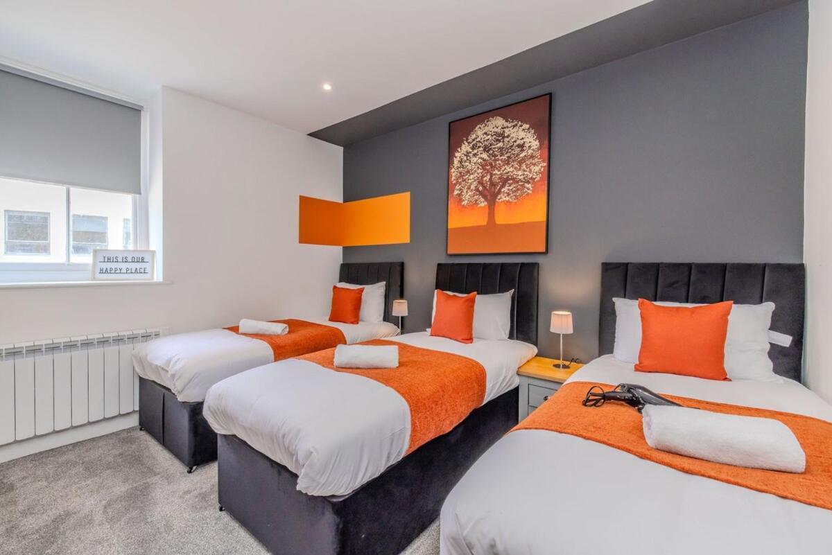 Amazing 3 Bedroom Flat Next To Apartment Brighton