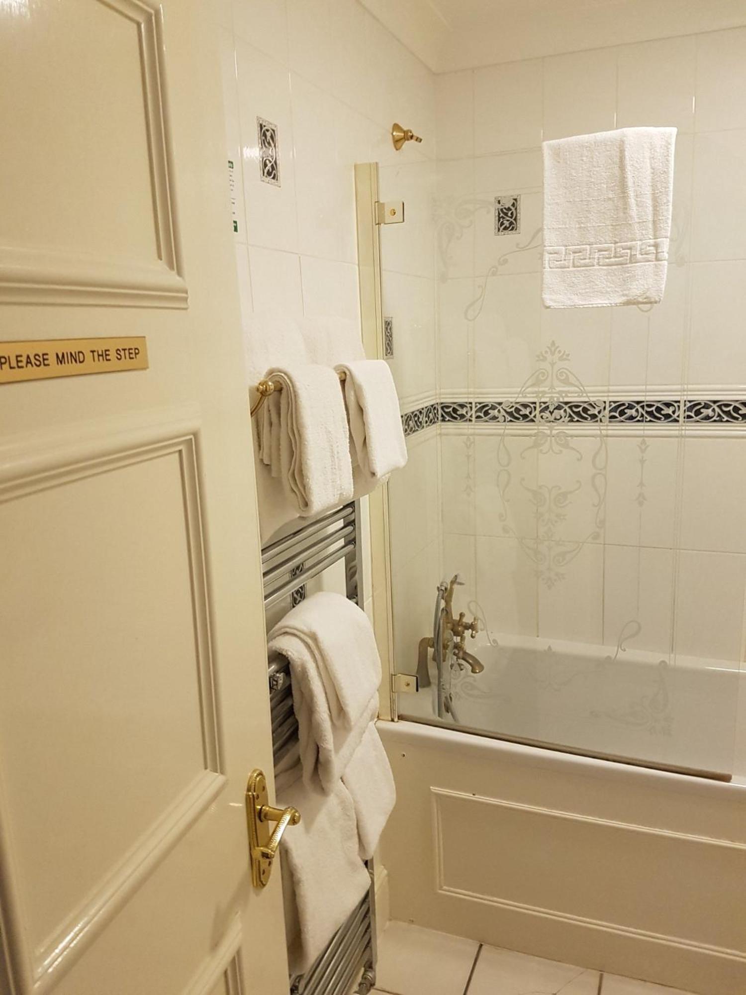 Hotel Albany, & 3*