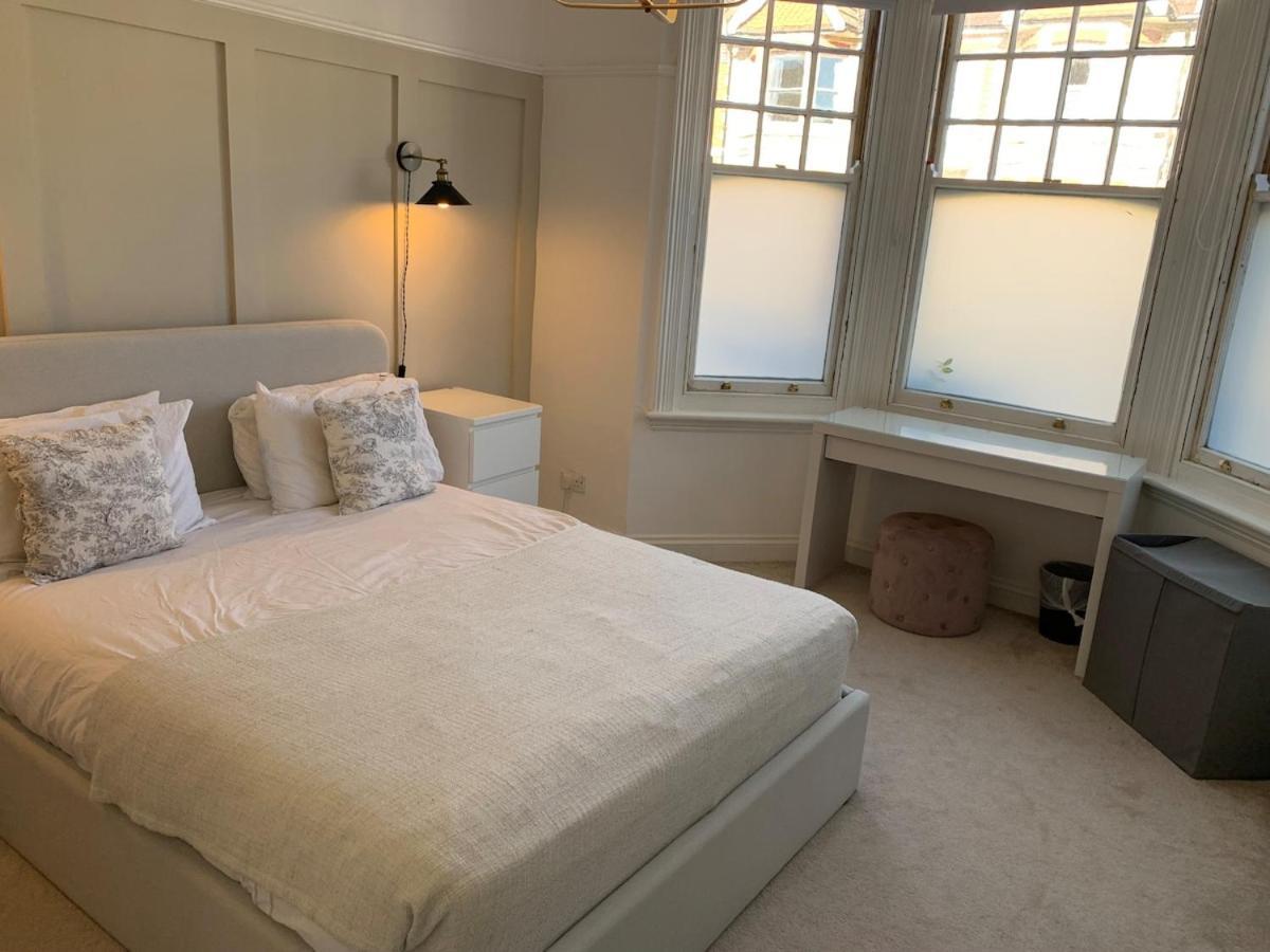 Gorgeous 2 Bed Ground Floor Flat In Brighton
