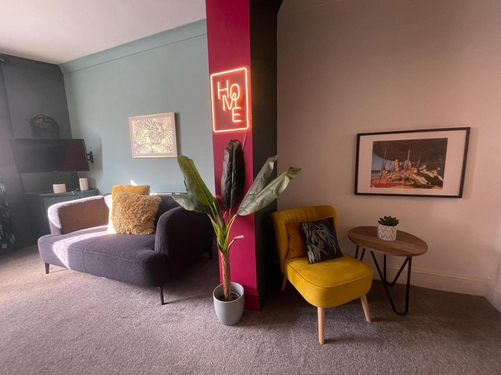 Garden Town Flat Accommodating 8 Guests Brighton