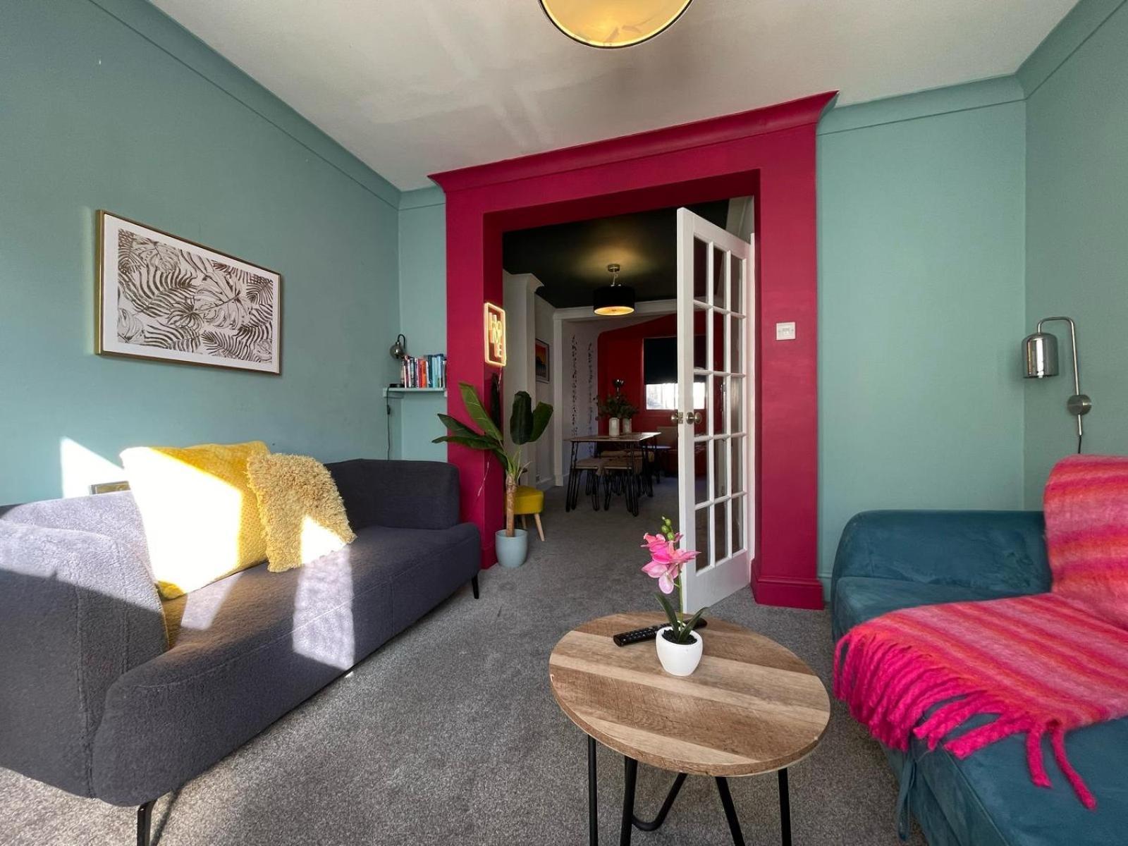 Apartment Garden Town Flat Accommodating 8 Guests