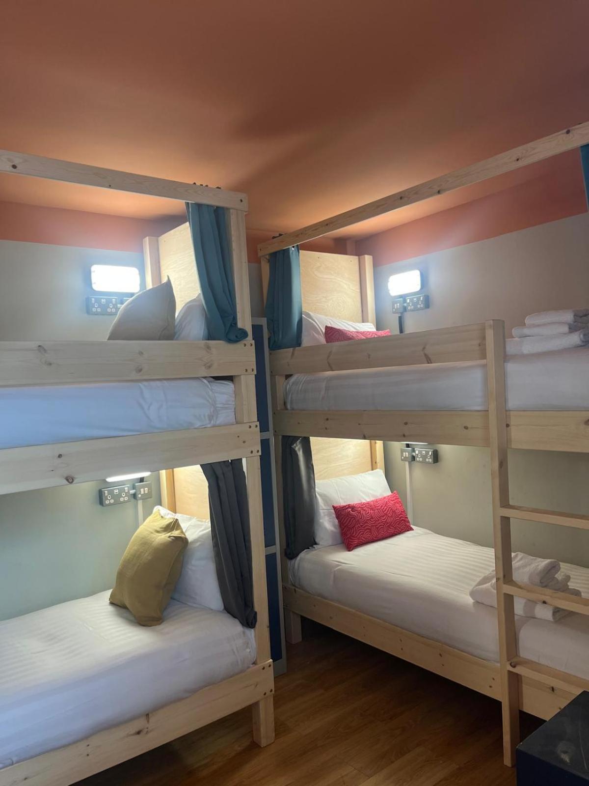 West 3* Brighton