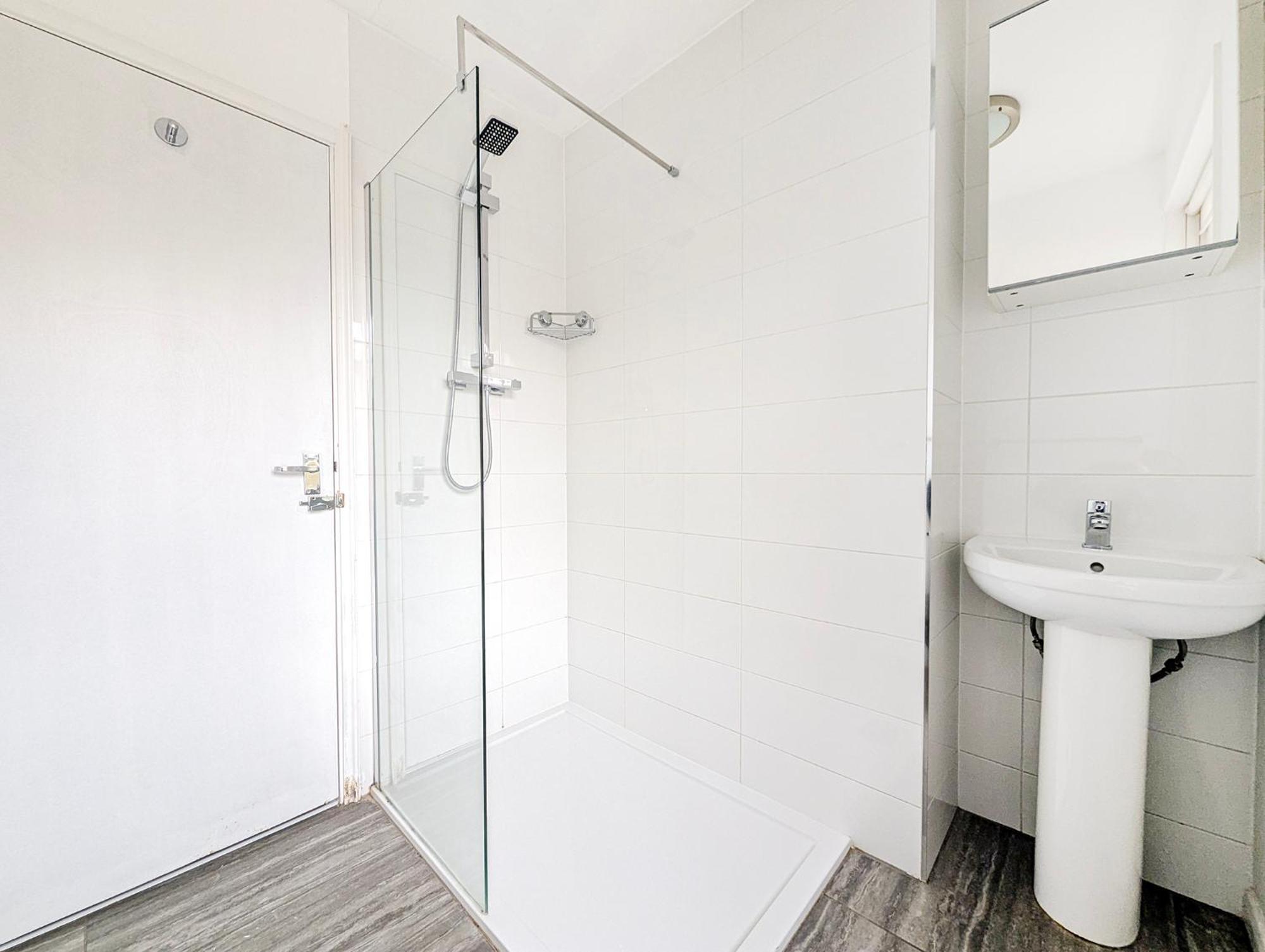 Mucky Duck House - Central- By Lets Apartment