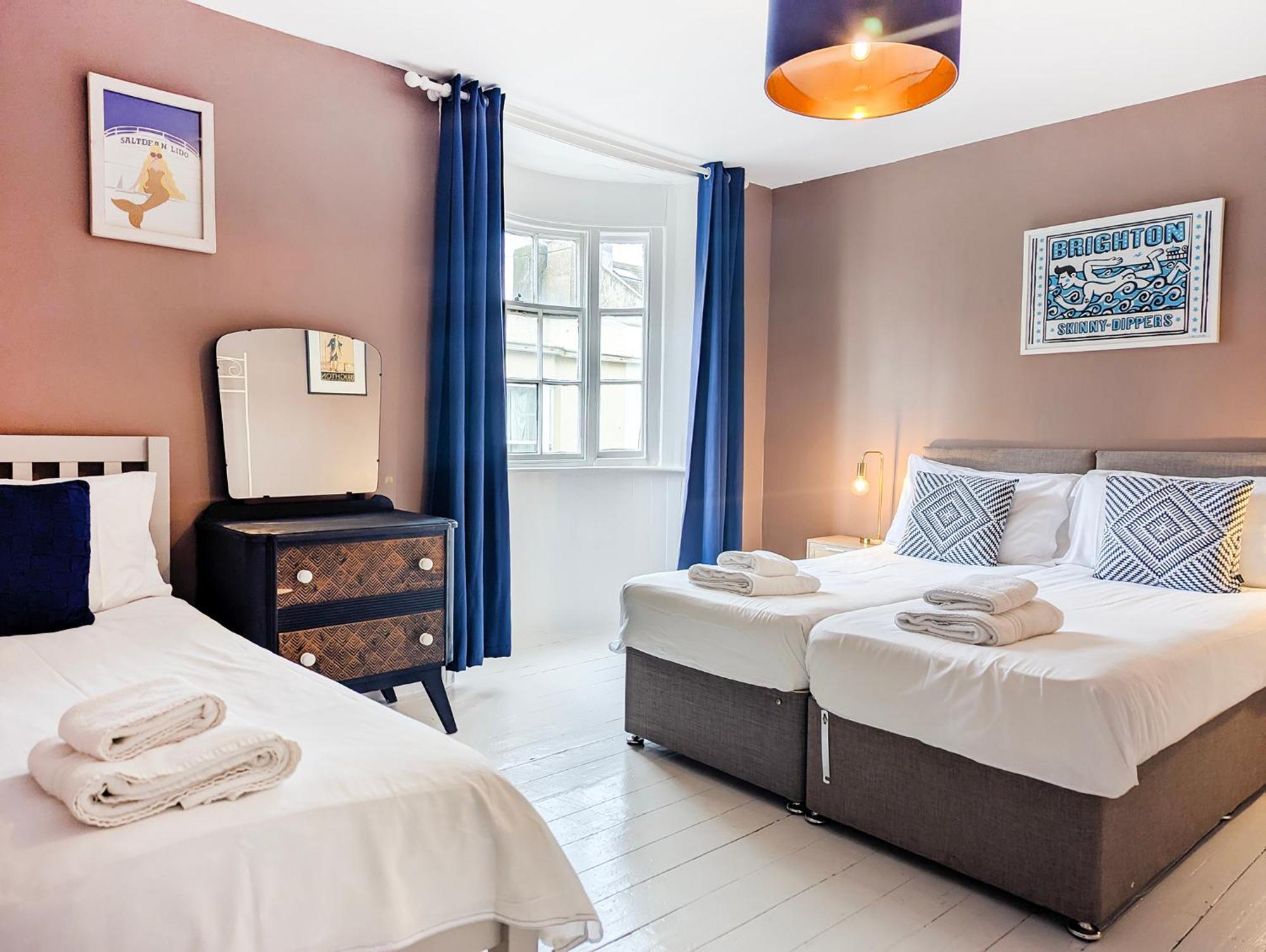 Mucky Duck House - Central- By Lets Apartment Brighton