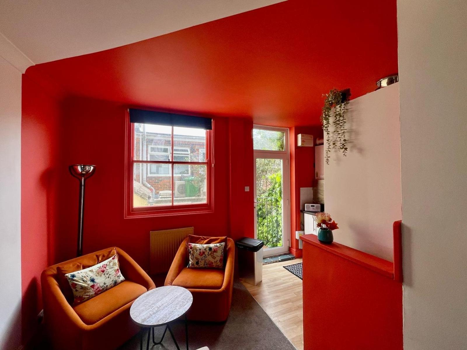 Apartment Garden Town Flat Accommodating 8 Guests