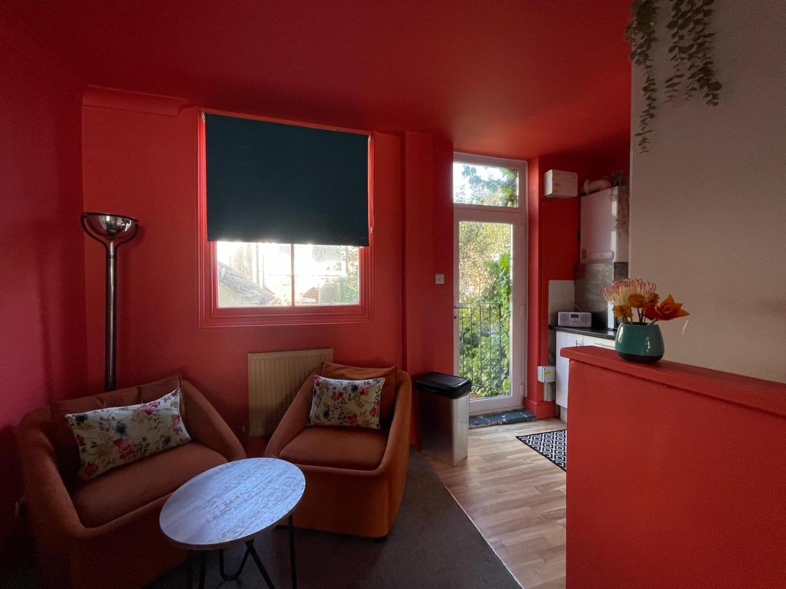 Apartment Garden Town Flat Accommodating 8 Guests