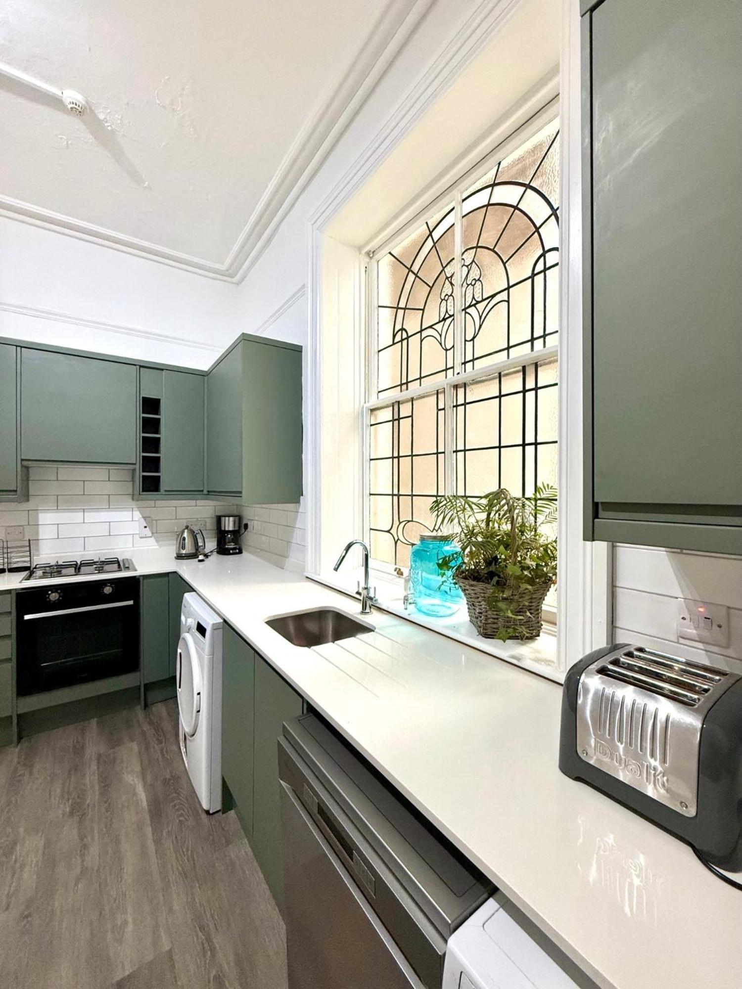 Butler's Regency By The Sea *