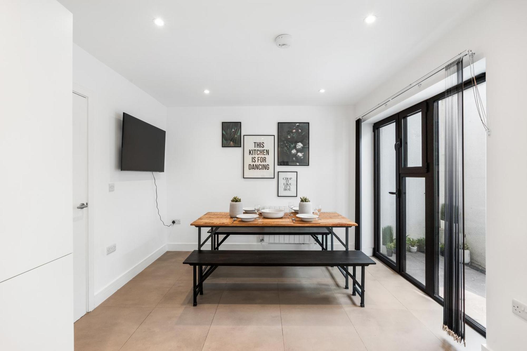 Boutique Townhouse Near Marina By Staystaystay Apartment *