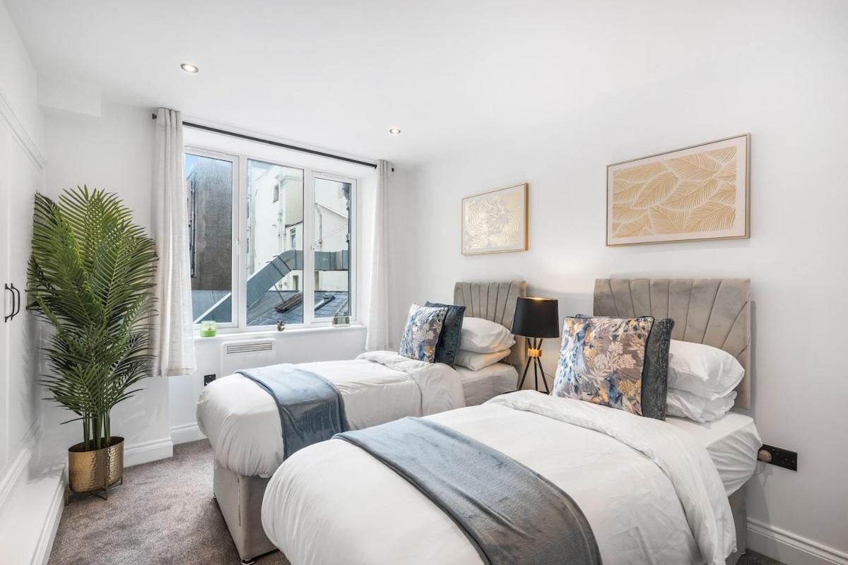 Apartment Kings Sea View - Sleeps 8 - Terrace