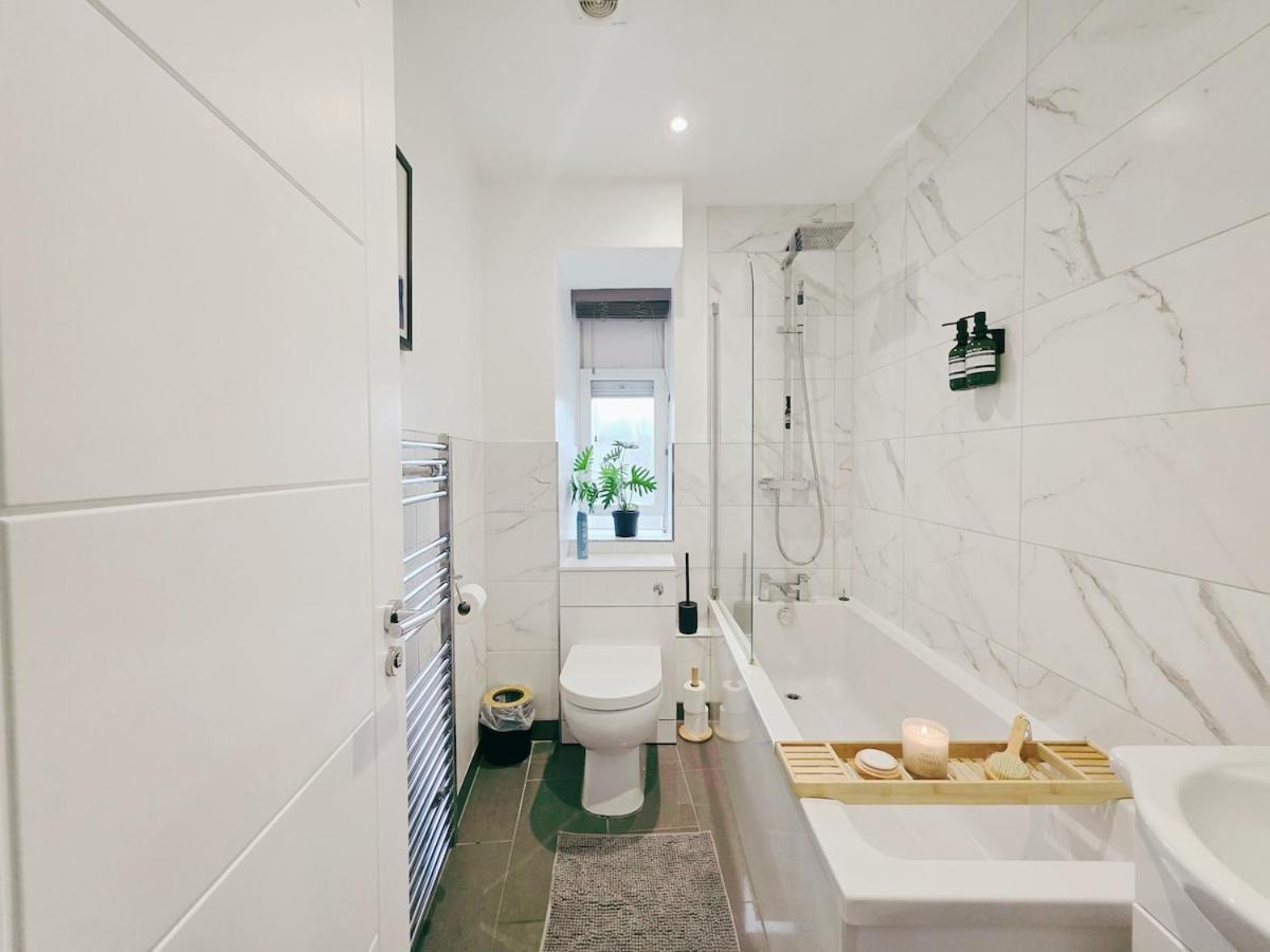 Apartment In And
