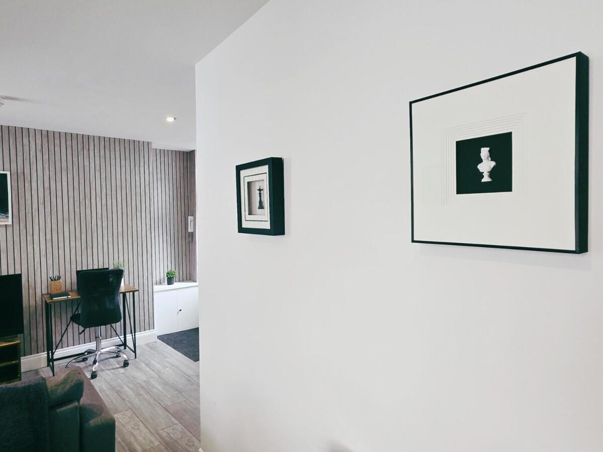 Apartment In And *
