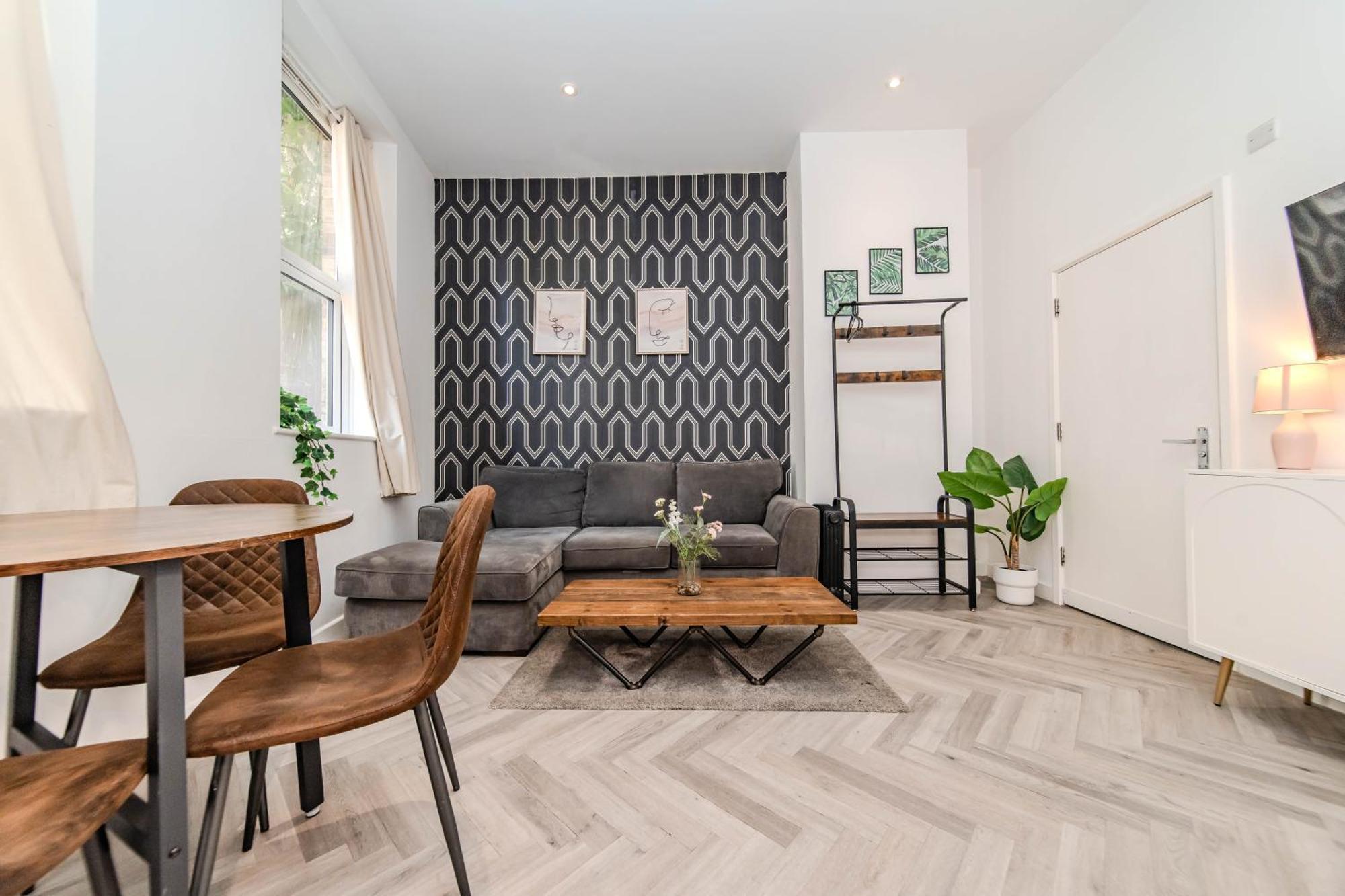 Apartment Modern Flat Near Centre