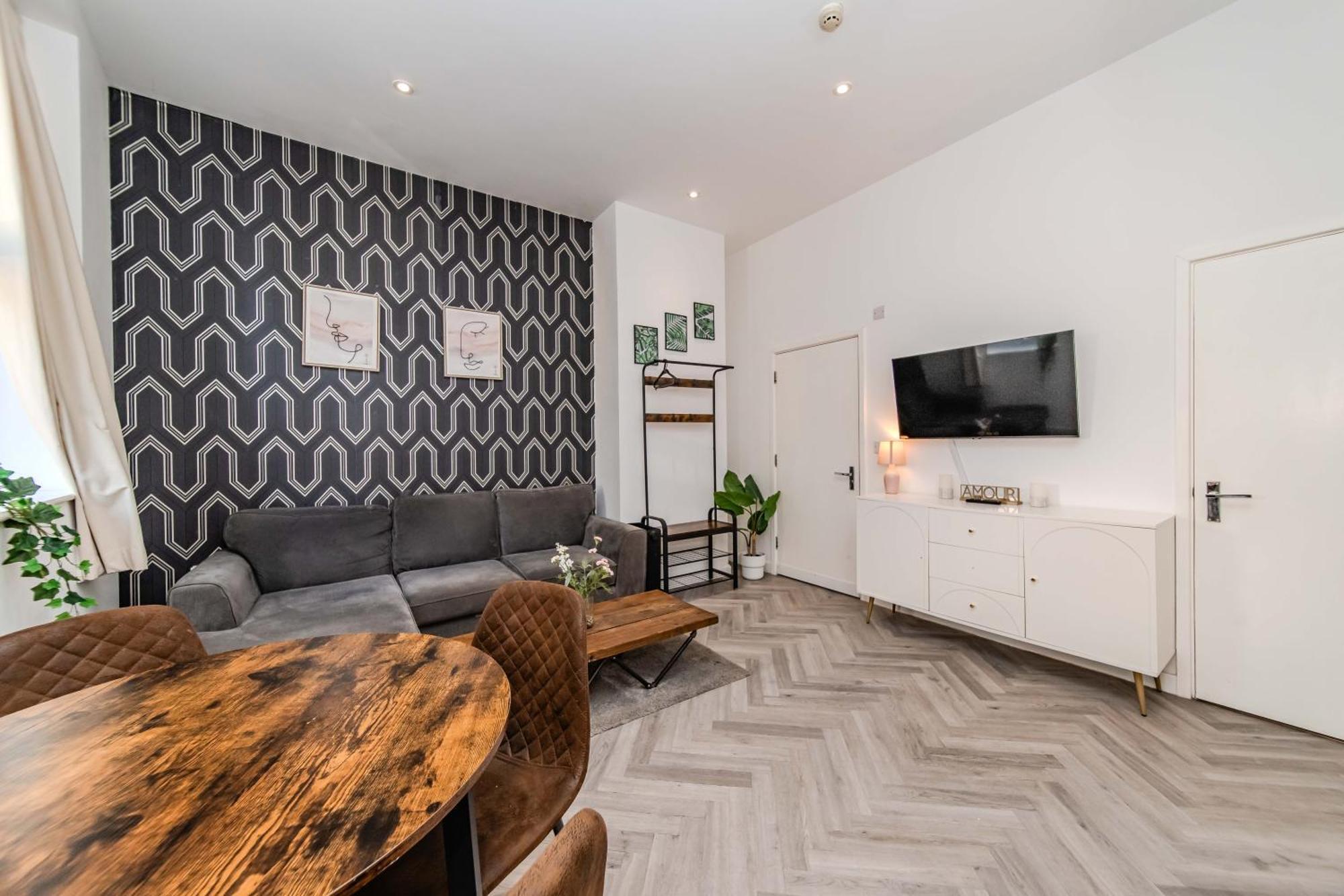 Modern Flat Near Centre Apartment *