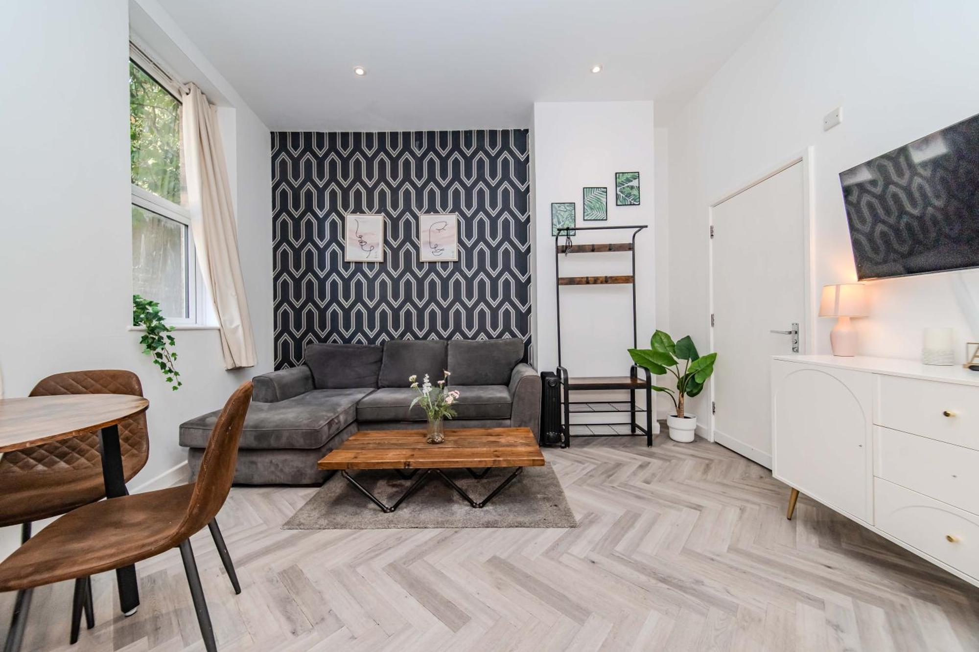 Apartment Modern Flat Near Centre