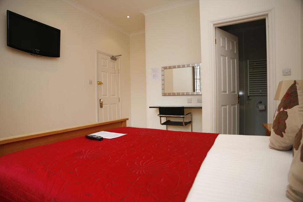 Topps - Brighton Hotel Brighton