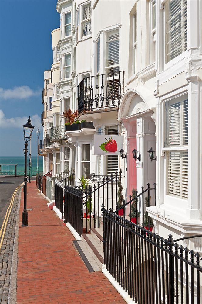 Strawberry Fields 3* Brighton