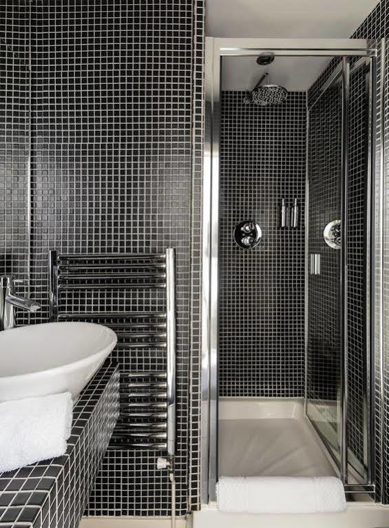 The Neo - 4* Brighton