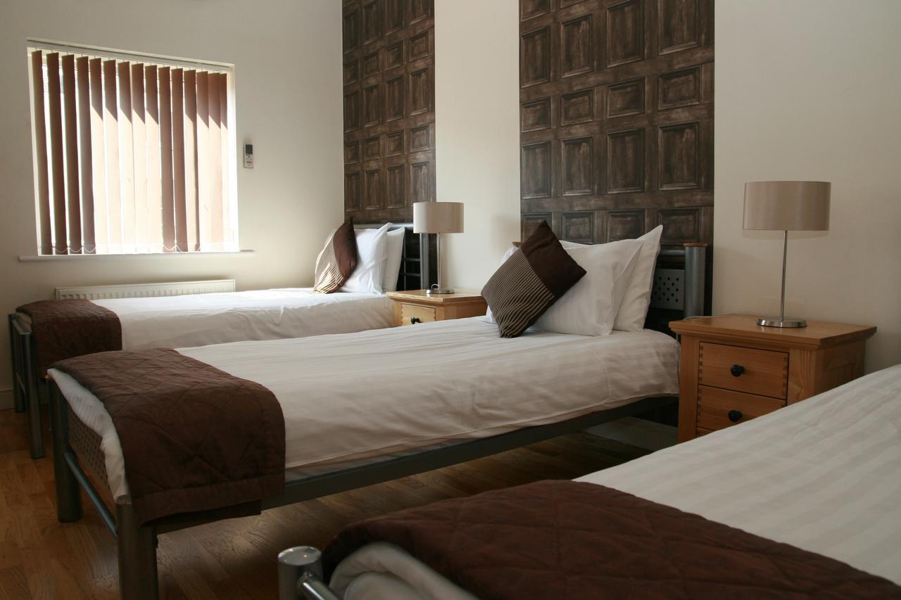 Topps - Brighton Hotel Brighton