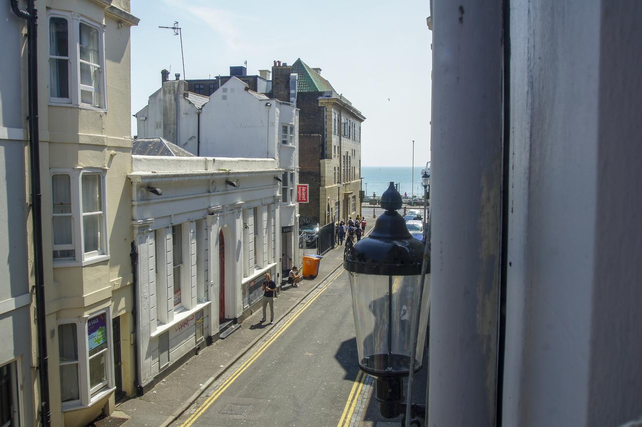 Mucky Duck House - Central- By Lets Apartment