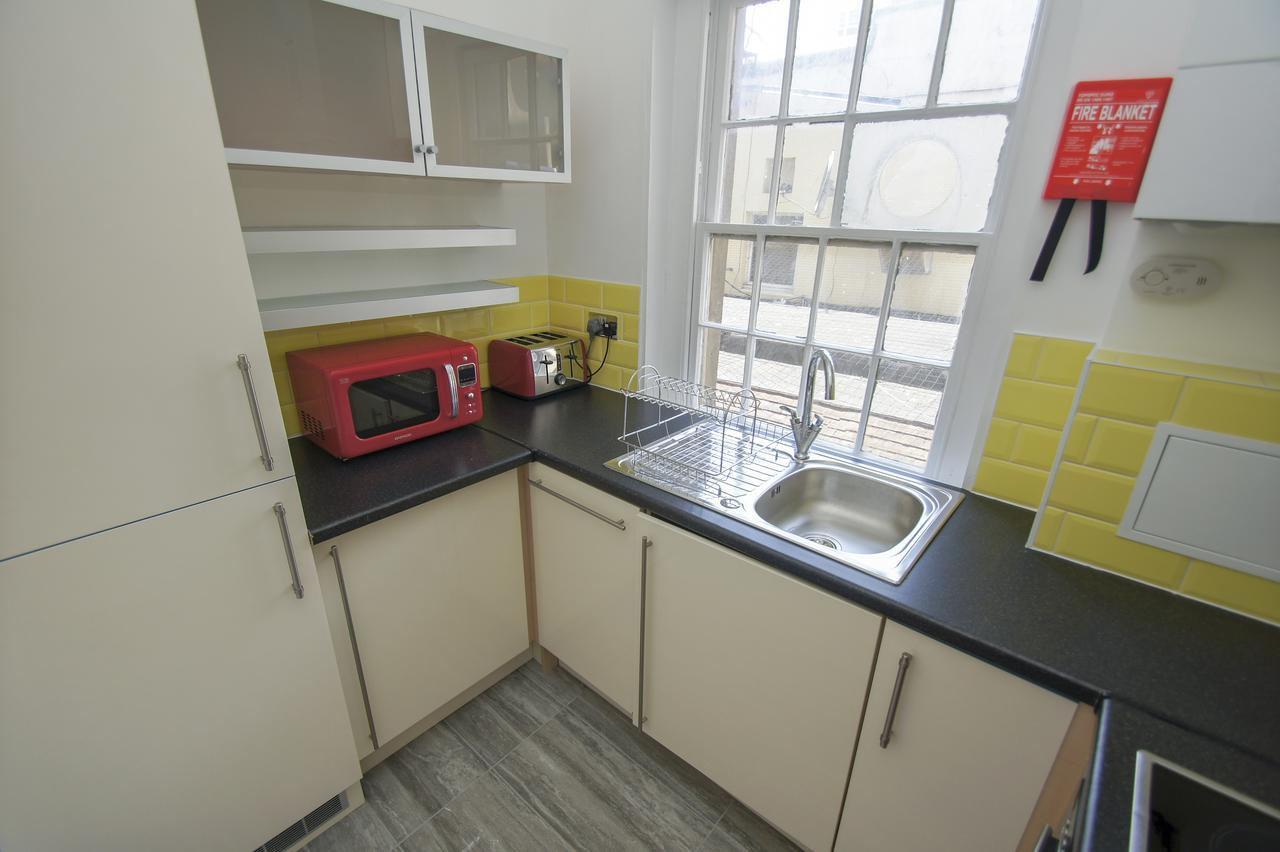 Mucky Duck House - Central- By Lets Apartment Brighton