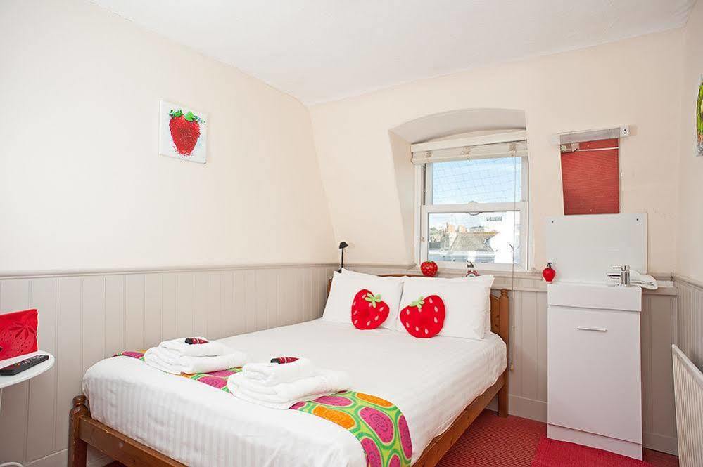 Strawberry Fields Guest house Brighton