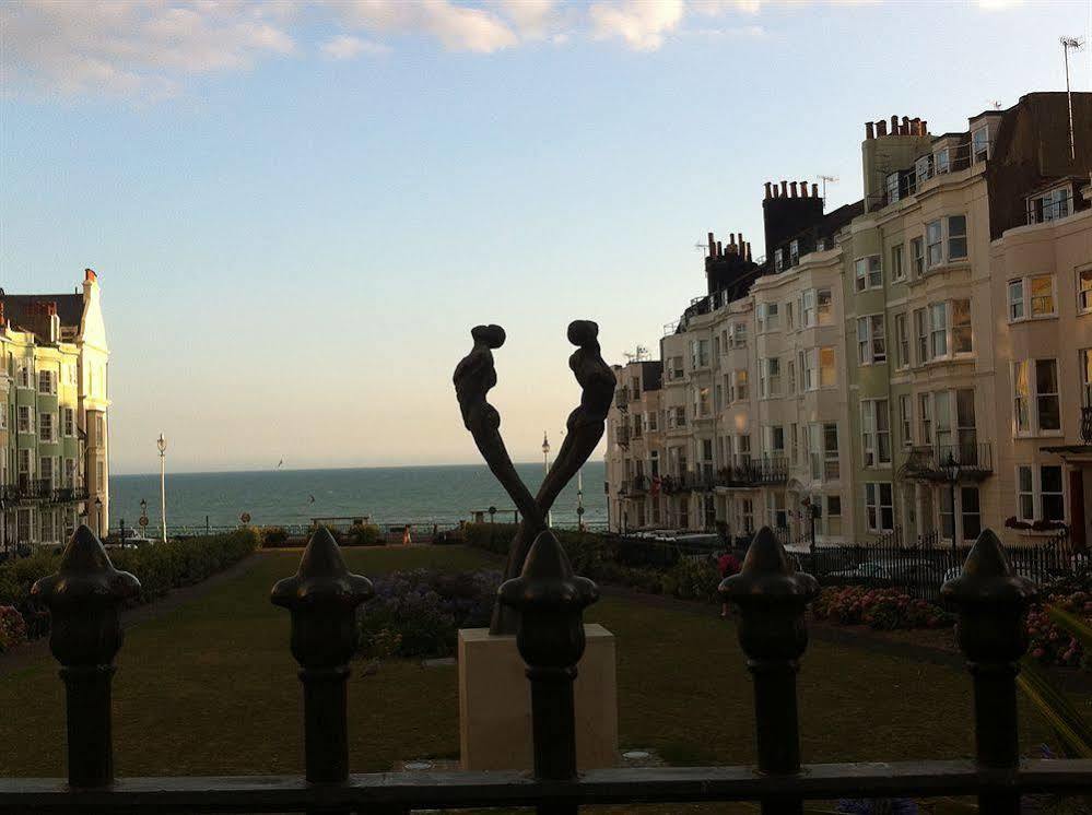 Strawberry Fields 3* Brighton