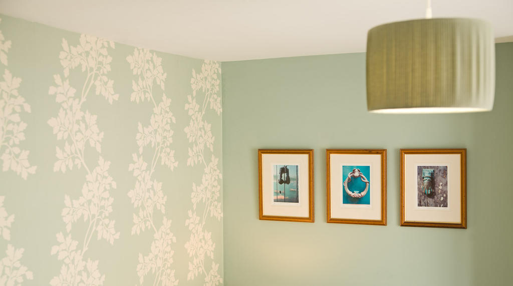 Whitburn Guest house 4*