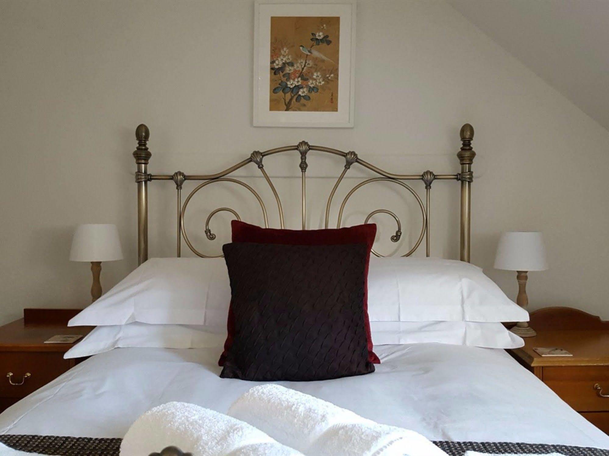Starlings Guest house 4*
