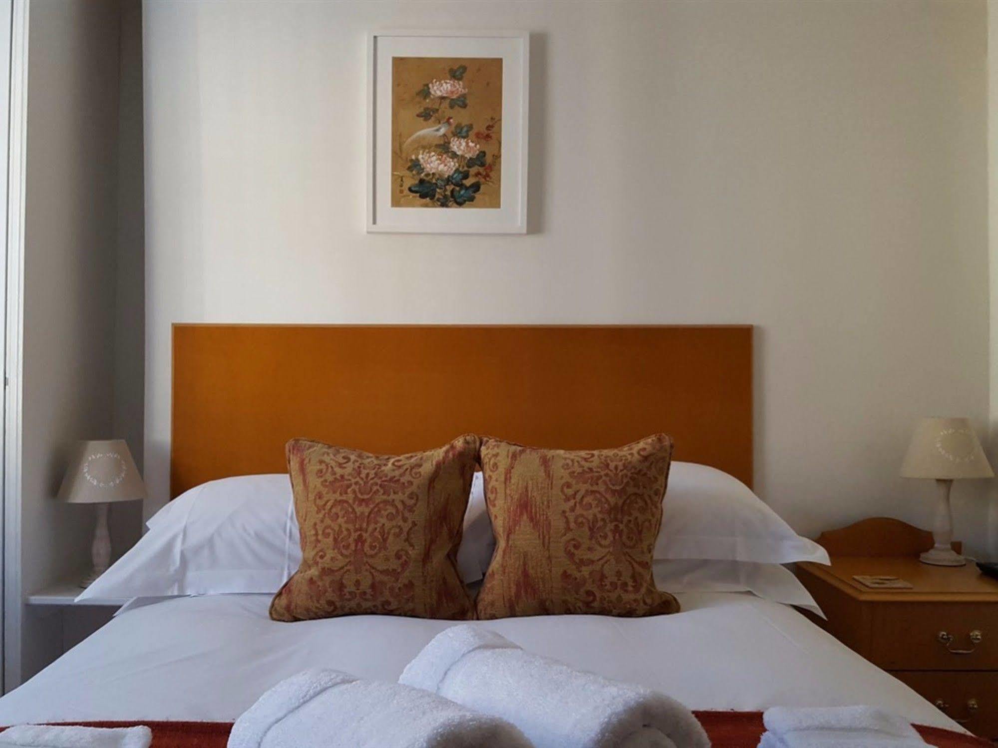 Starlings Guest house