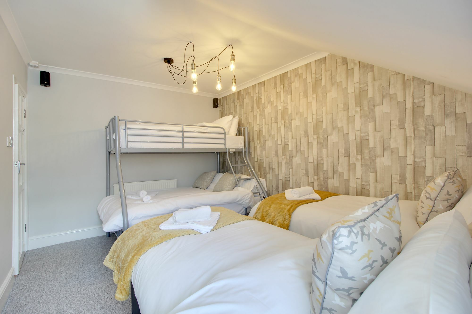Apartment Urban Chic - Loft Style 2 To 6 Guest *