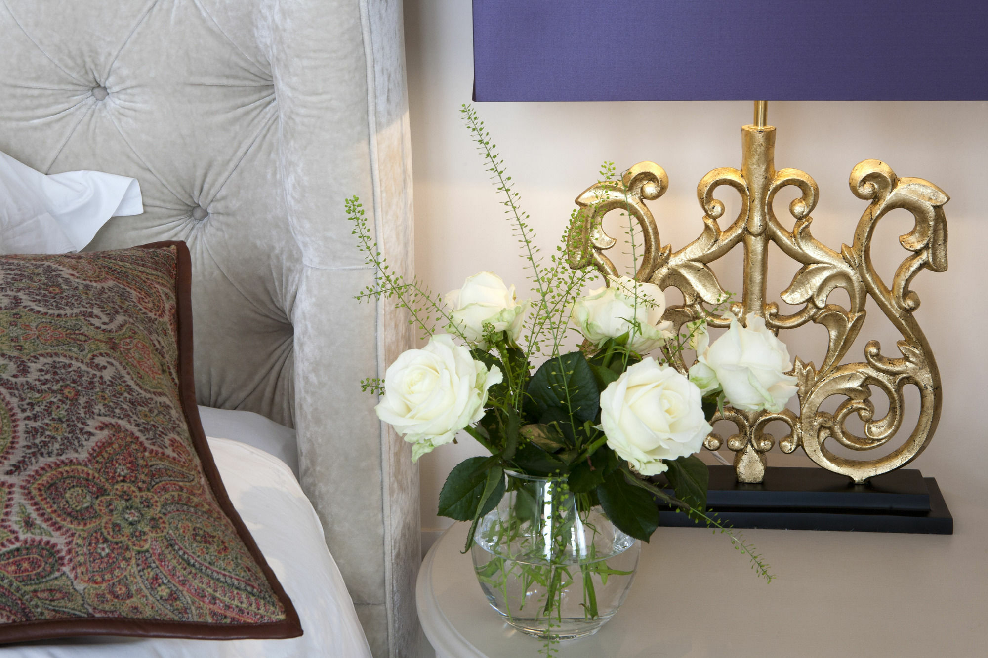 The Charm Boutique & 5*