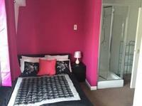 St Margarets Place Townhouse Apartment *