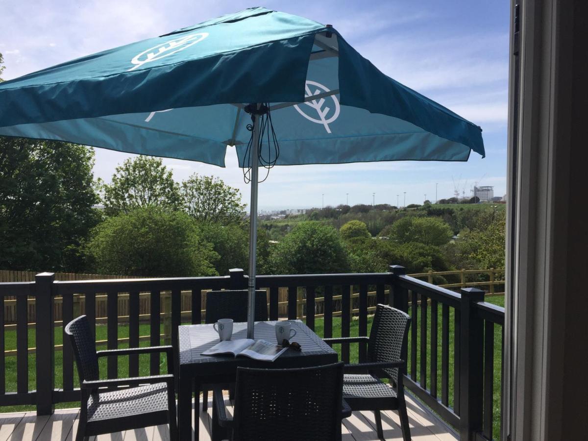 Chalet Experience Freedom Glamping Brighton