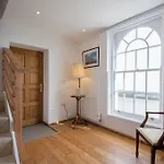 Constables Cottage - Tranquility On The Seafront
