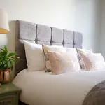 Seaview Mansion Apartment - Central Hove With Parking