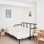 Trendy Studio Flat In Kemptown Village