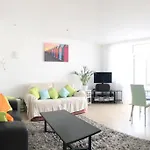 Luxury 2-Bed Apartment In Central Brighton
