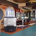 The Stirling Arms Pub & Rooms