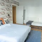 Upper Rock Rooms