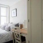 Direct Sea Views Seafront Location & Free Parking