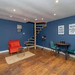 Cosy And Quirky 1 Bedroom Flat With Small Court Yard Next To Brighton Seafront