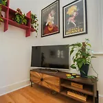 Waterloo Apartment - By Brighton Holiday Lets