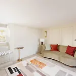 Sky View Double Bed Apartment In Brighton And Hove By Myholidaylet