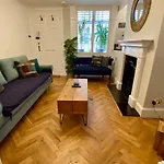 Camelford Street Cottage - Brighton