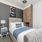 Your Central Stay 5 Bedroom Flat