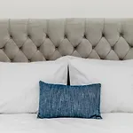 Your Central Stay 5 Bedroom Flat