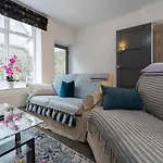Princes Street Retreat