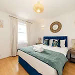Flash Sale Free Parking I Next To Brighton Beach I 2 Bedroom Mews House
