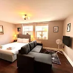 Lovely Studio Close To Brighton Station