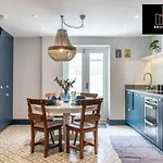 Four Bedroom House By Brookland Stays Serviced Accommodation Short Lets Brighton & Hove With Free Wifi